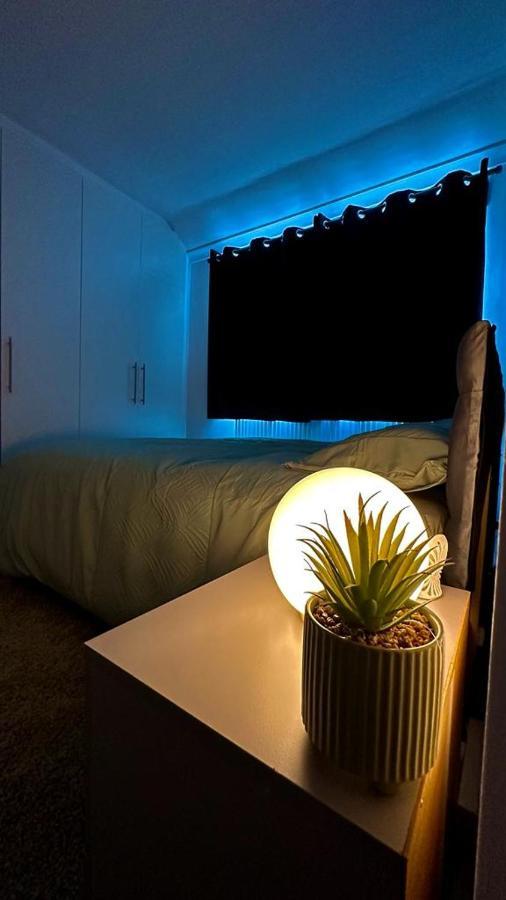 Cozy Home In A Peaceful Area Hayes  Luaran gambar